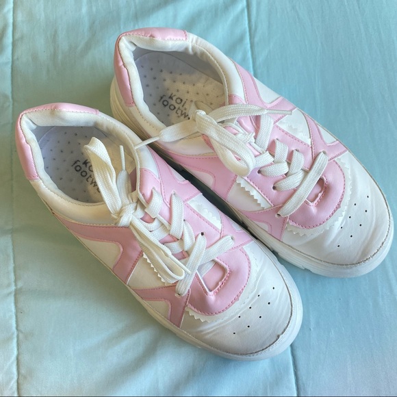 YRU Shoes - Koi Footwear Kawaii Platform Trainers sneakers pink and white